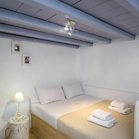 Blue Daisy House, Ornos, By Myconbay Mykonos Casa de Férias *