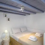 Blue Daisy House, Ornos, By Myconbay Mykonos Holiday home *