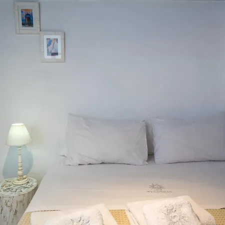 Holiday home Blue Daisy House, Ornos, By Myconbay Mykonos *