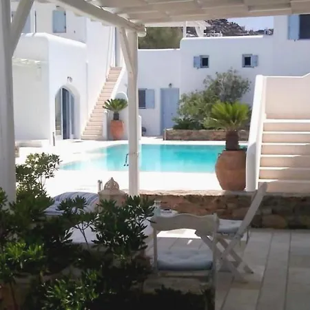 Holiday home Blue Daisy House, Ornos, By Myconbay Mykonos